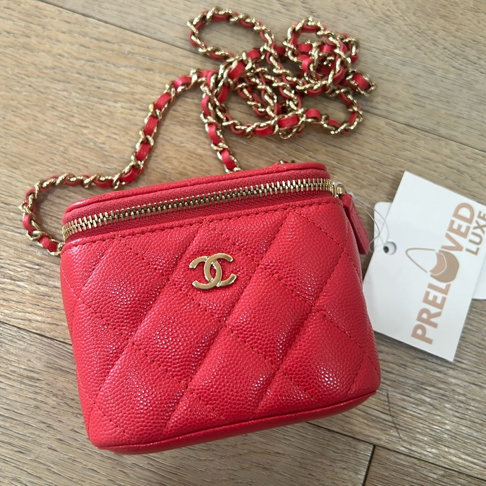 Chanel Classic Vanity Case - Coral